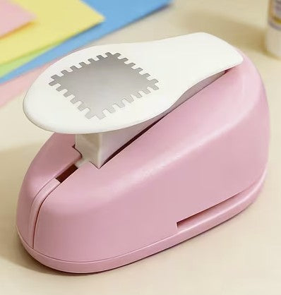 Punch frimærke i pink